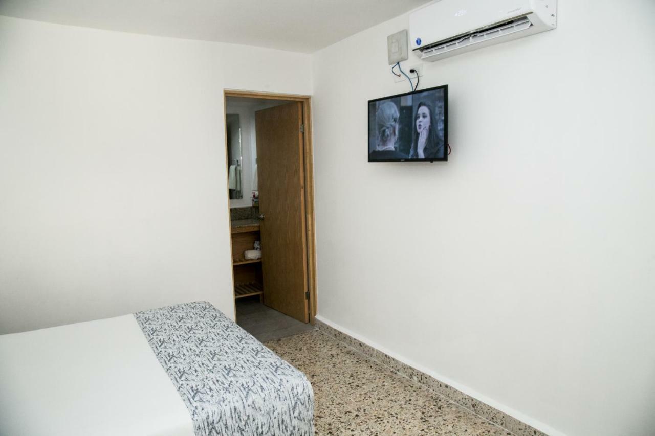 Booking 500 Monterrey Exterior foto