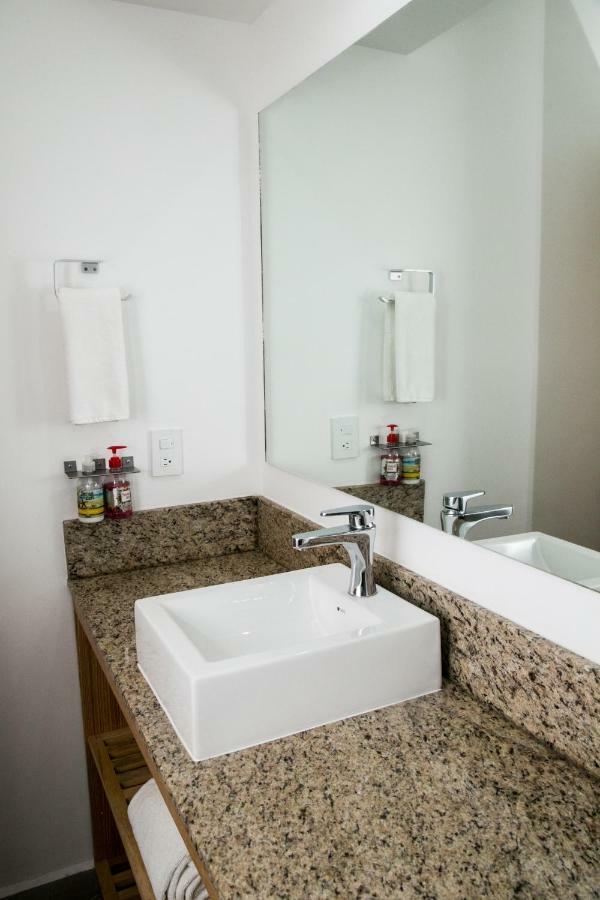 Booking 500 Monterrey Exterior foto