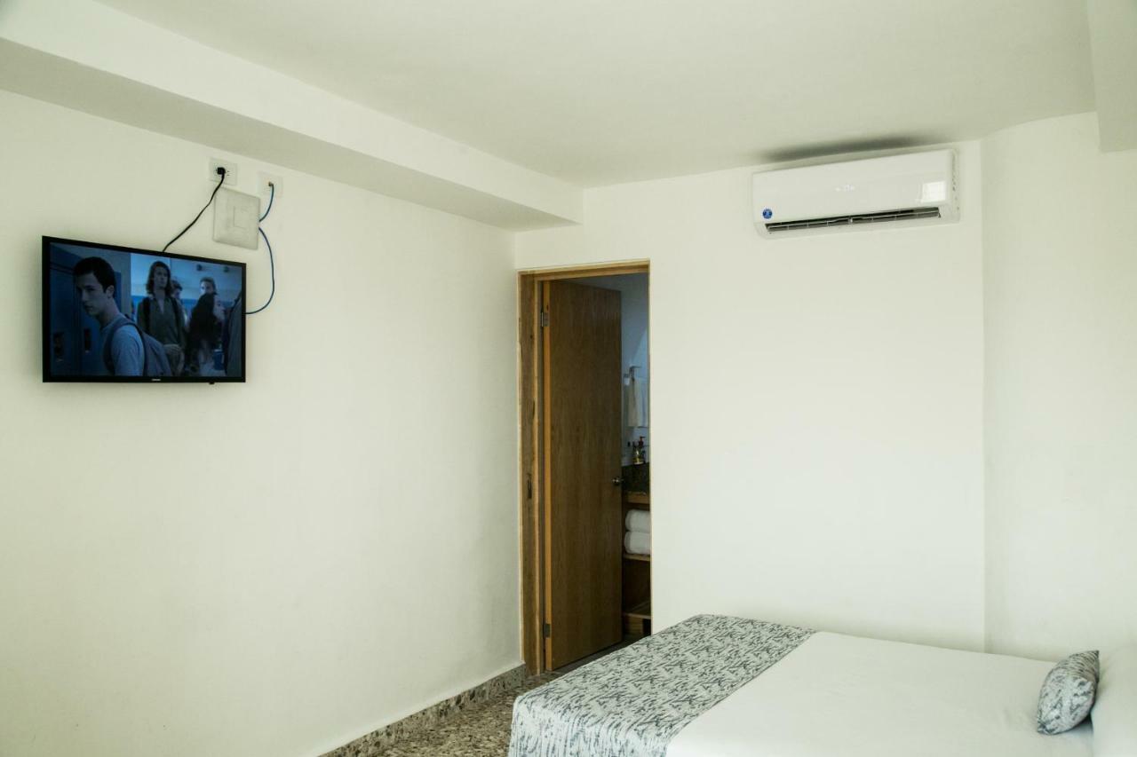 Booking 500 Monterrey Exterior foto
